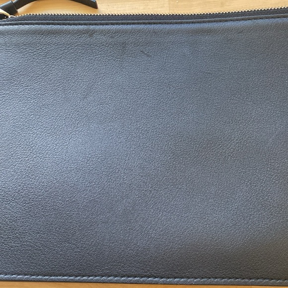 Authentic Salvatore Ferragamo Black leather Wristlet Pouch - Picture 6 of 6